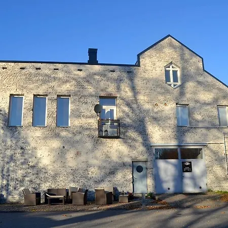 Little Tundra בית הארחה *